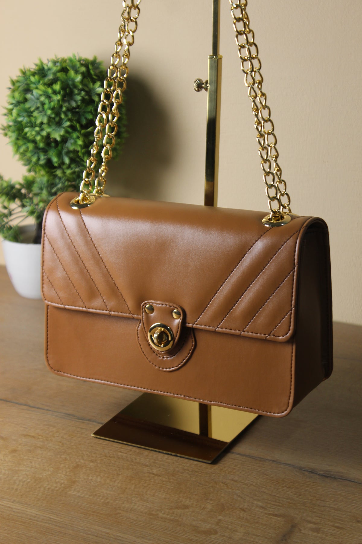 Vogue Brown