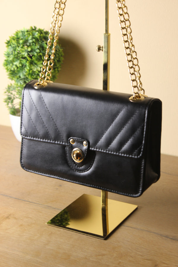 Vogue Black
