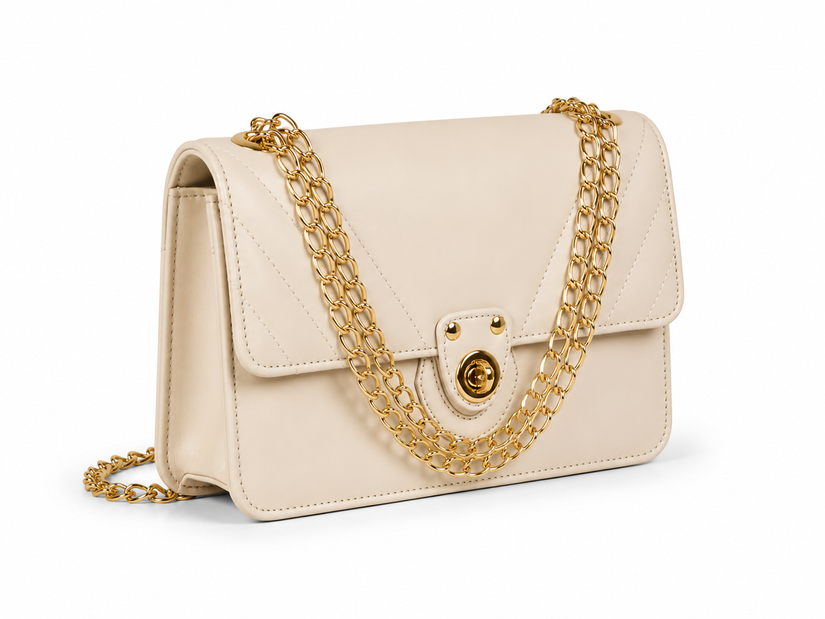 Vogue bag in beige angle view